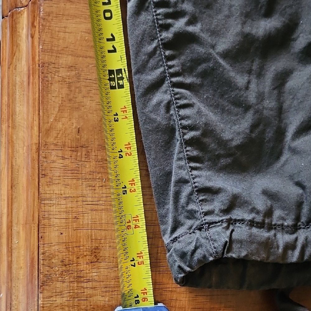 Lane Bryant Olive Green Cargo Capris - Picture 7 of 7